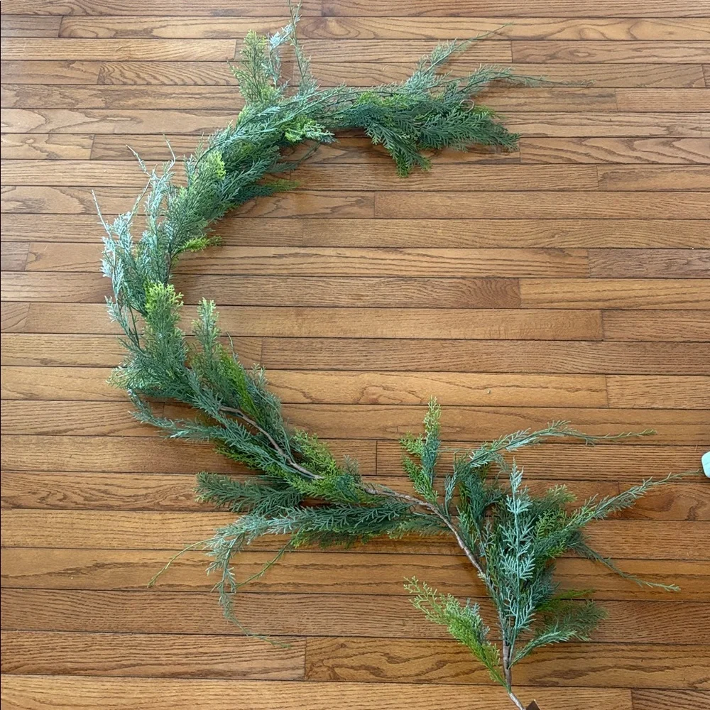 6 feet fresh pine garland from Pier 1 imports, NWT